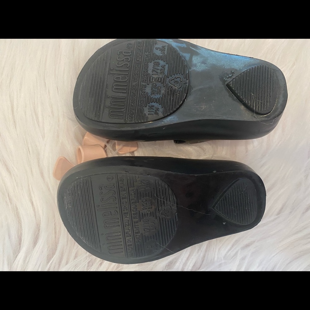 Mini Melissa - Picture 3 of 3